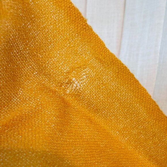 AS-IS wool cashmere COVERI Collection NWT NEW scarf YELLOW fringe styled ITALY - Picture 2 of 9